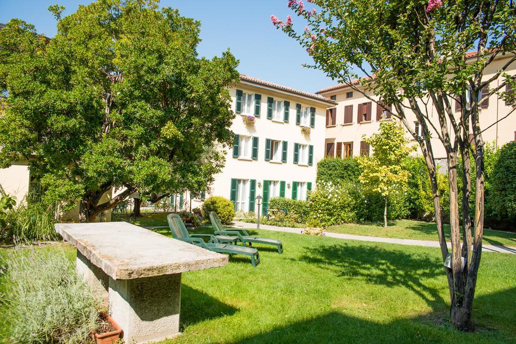 Residence La Limonera Беладжо Екстериор снимка